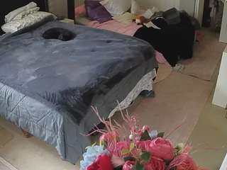 voyeurcam-house-charleys-room webcam