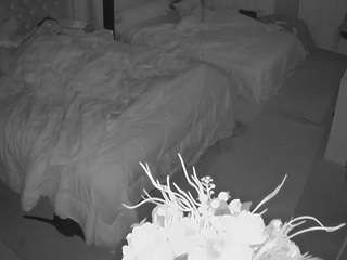 voyeurcam-house-charleys-room