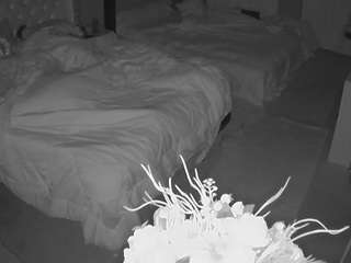 voyeurcam-house-charleys-room