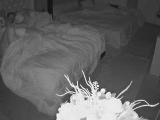 voyeurcam-house-charleys-room