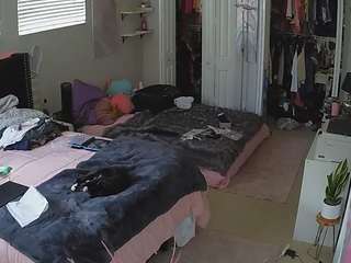 voyeurcam-house-charleys-room