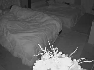 voyeurcam-house-charleys-room