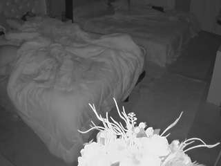 voyeurcam-house-charleys-room