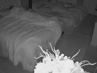 voyeurcam-house-charleys-room