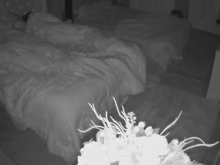 voyeurcam-house-charleys-room