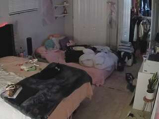 voyeurcam-house-charleys-room
