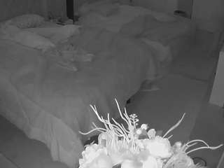 voyeurcam-house-... Live Webcam on CamSoda