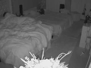 voyeurcam-house-... Live Webcam on CamSoda