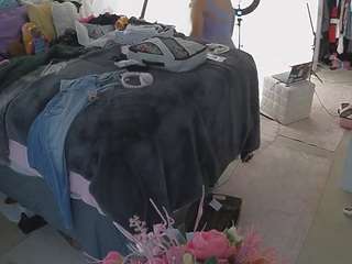 voyeurcam-house-charleys-room live cam profile