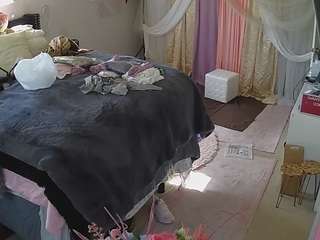 voyeurcam-house-charleys-room