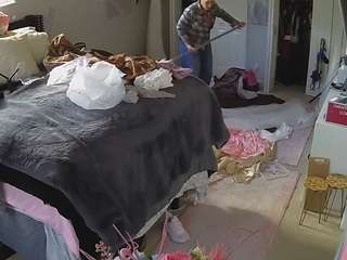 le modèle voyeurcam-house-charleys-room est en webcam porno dans un show sur le site camsoda, il possède les tags suivants: ass,pawg,wet,voyeur,thick,tease,strip,squirter,spank,sex,pussy,pov,orgasm,asshole,masturbation,handjob,flashing,fingers,dildo,cum