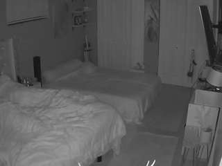 voyeurcam-house-charleys-room live cam profile