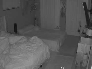 le modèle voyeurcam-house-charleys-room est en webcam porno dans un show sur le site camsoda, il possède les tags suivants: ass,pawg,wet,voyeur,thick,tease,strip,squirter,spank,sex,pussy,pov,orgasm,asshole,masturbation,handjob,flashing,fingers,dildo,cum