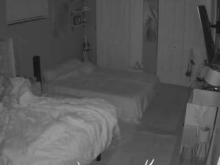 voyeurcam-house-charleys-room
