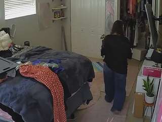 voyeurcam-house-charleys-room