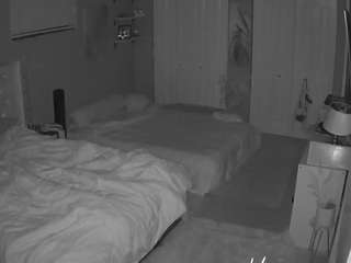 le modèle voyeurcam-house-charleys-room est en webcam porno dans un show sur le site camsoda, il possède les tags suivants: ass,pawg,wet,voyeur,thick,tease,strip,squirter,spank,sex,pussy,pov,orgasm,asshole,masturbation,handjob,flashing,fingers,dildo,cum