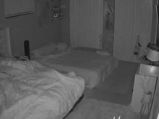 voyeurcam-house-charleys-room