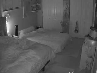 voyeurcam-house-charleys-room