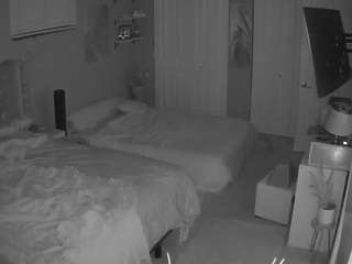voyeurcam-house-charleys-room