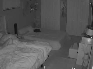 voyeurcam-house-charleys-room