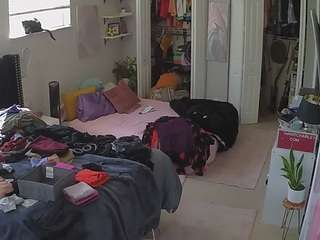 voyeurcam-house-charleys-room webcam