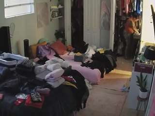 voyeurcam-house-charleys-room