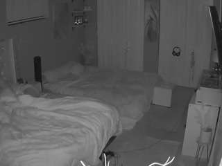 voyeurcam-house-charleys-room
