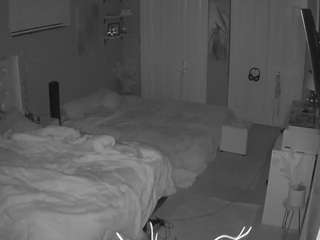 voyeurcam-house-charleys-room