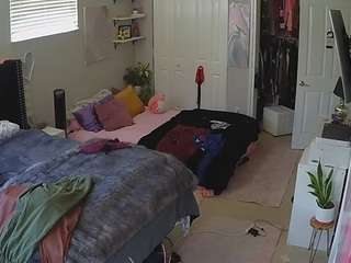 voyeurcam-house-charleys-room