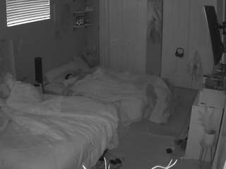 voyeurcam-house-charleys-room