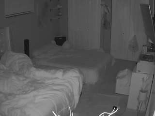 voyeurcam-house-charleys-room webcam