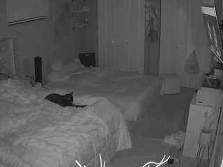 voyeurcam-house-charleys-room