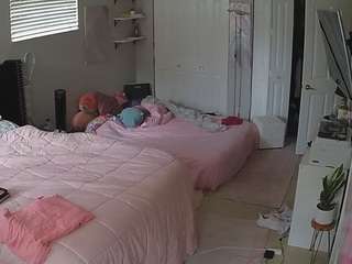 voyeurcam-house-charleys-room