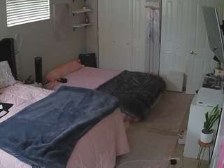 voyeurcam-house-charleys-room