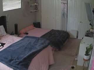 voyeurcam-house-charleys-room