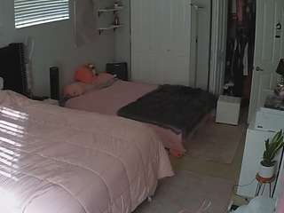 voyeurcam-house-charleys-room