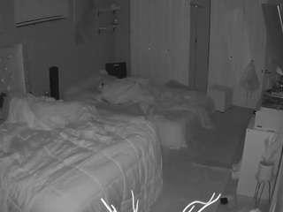 voyeurcam-house-charleys-room