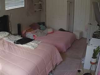 voyeurcam-house-charleys-room