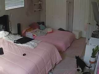 voyeurcam-house-charleys-room