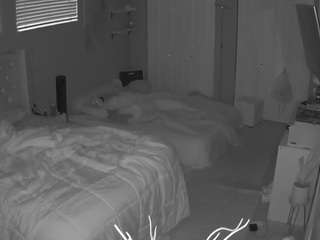 voyeurcam-house-charleys-room