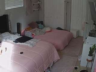 voyeurcam-house-charleys-room