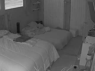 voyeurcam-house-charleys-room
