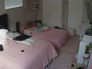voyeurcam-house-charleys-room