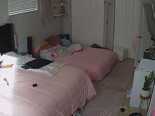 voyeurcam-house-charleys-room