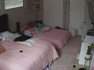 voyeurcam-house-charleys-room