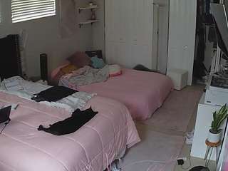 voyeurcam-house-charleys-room