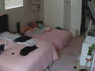 voyeurcam-house-charleys-room