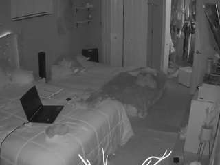 voyeurcam-house-charleys-room