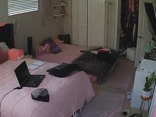 voyeurcam-house-charleys-room