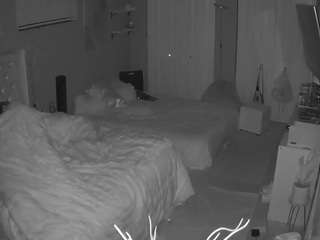 voyeurcam-house-charleys-room